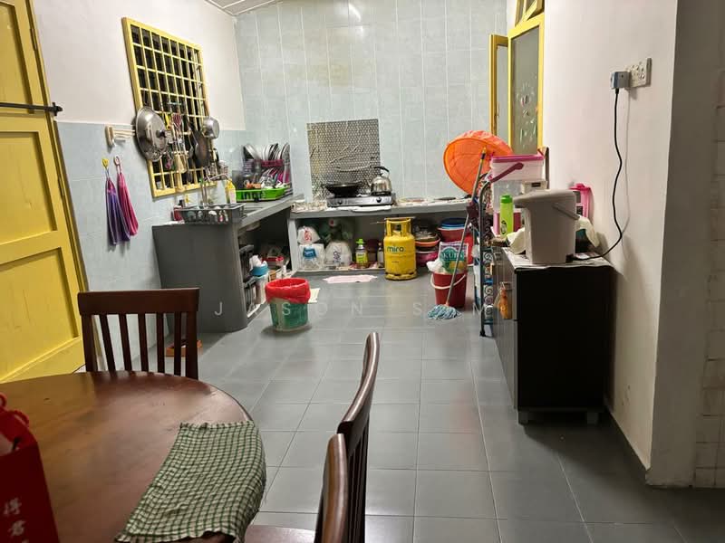 Rumah Teres 2 Tingkat untuk Dijual di Taman Tasek (Johor Bahru) - Jason Sim - Kitchen - PropertyGuru.com.my