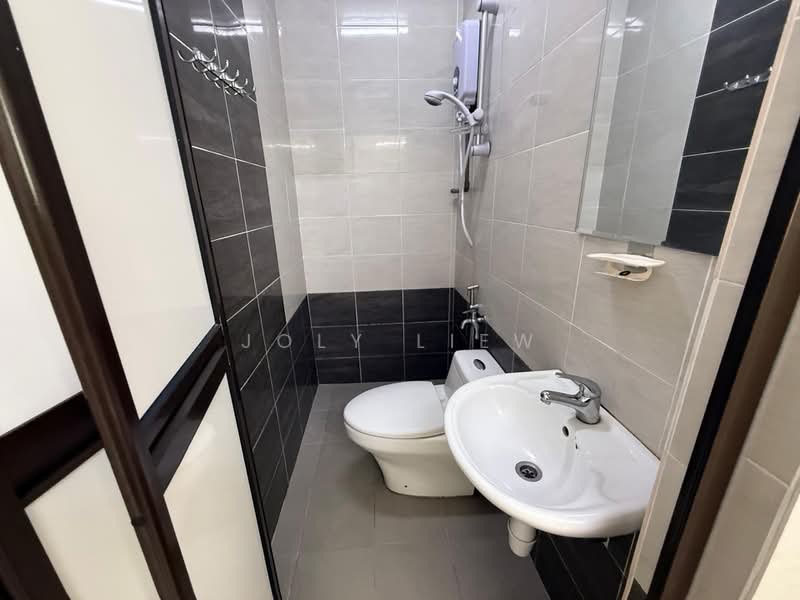 Rumah Teres 2 Tingkat untuk Dijual di Cheras (Kuala Lumpur) - Joly Liew - Bathroom - PropertyGuru.com.my