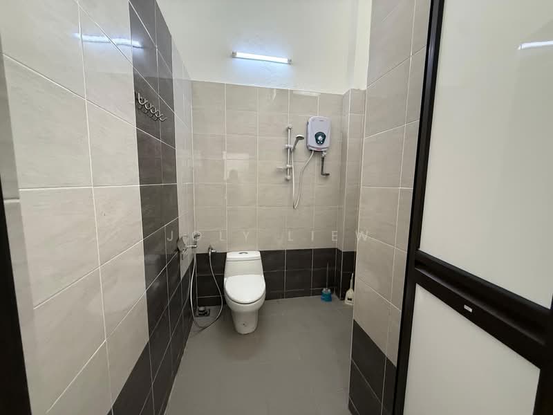 Rumah Teres 2 Tingkat untuk Dijual di Cheras (Kuala Lumpur) - Joly Liew - Bathroom - PropertyGuru.com.my