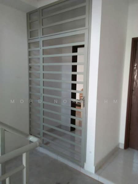 Townhouse for Sale in Bandar Botanic (Klang) - Mohd Nor Fahmi - Entrance - PropertyGuru.com.my