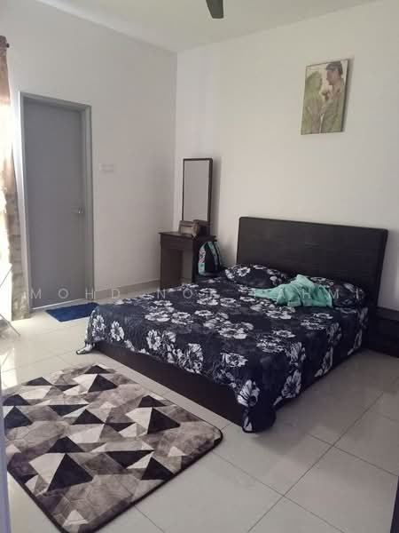 Townhouse for Sale in Bandar Botanic (Klang) - Mohd Nor Fahmi - Bedroom - PropertyGuru.com.my