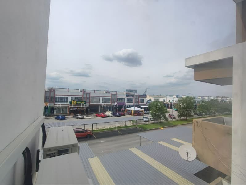 Townhouse for Sale in Bandar Botanic (Klang) - Mohd Nor Fahmi - Exterior - PropertyGuru.com.my