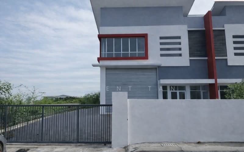 Kilang Berkembar untuk Dijual di Nilai (Negeri Sembilan) - Vincent Tan - Exterior - PropertyGuru.com.my