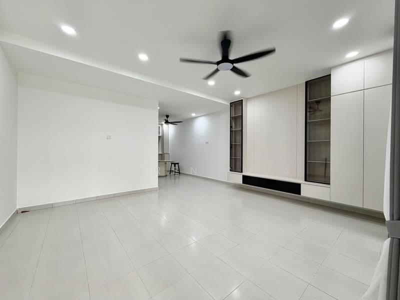 2-storey Terraced House for Sale in Bandar Jaya Putra (Johor Bahru) - Darren Chua - Living Room - PropertyGuru.com.my