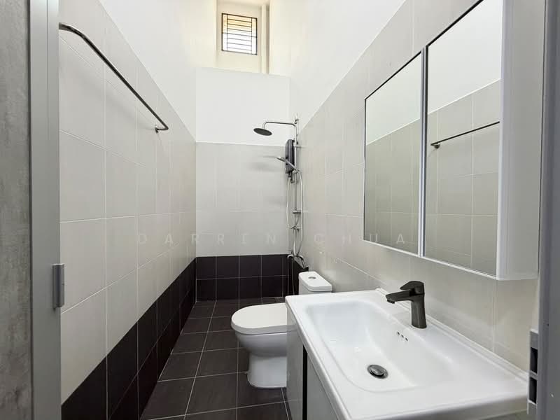2-storey Terraced House for Sale in Bandar Jaya Putra (Johor Bahru) - Darren Chua - Bathroom - PropertyGuru.com.my
