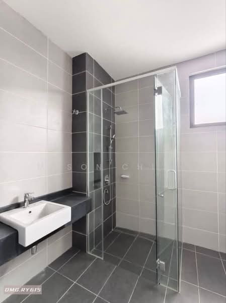 Rumah Berkembar untuk Dijual di Canary Garden (Klang) - Mason Chiah - Bathroom - PropertyGuru.com.my