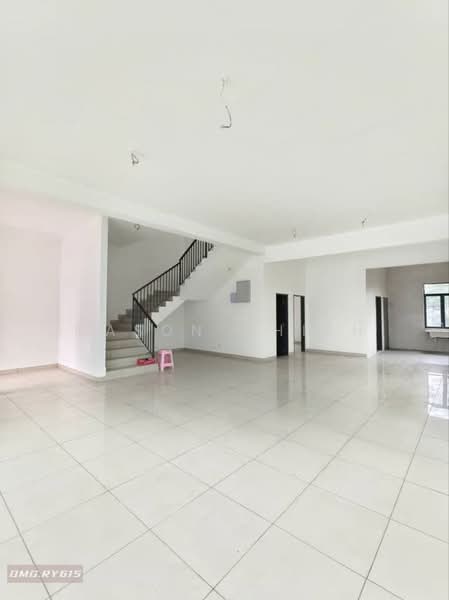 Rumah Berkembar untuk Dijual di Canary Garden (Klang) - Mason Chiah - Interior - PropertyGuru.com.my