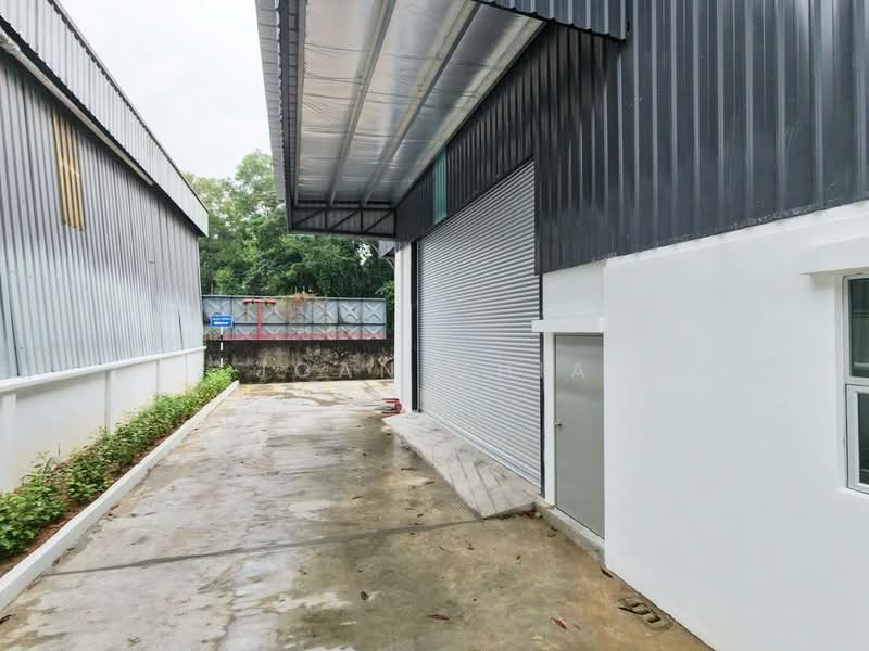 Factory for Sale in Taman Desa Cemerlang (Ulu Tiram) - Joan Chia - Exterior - PropertyGuru.com.my