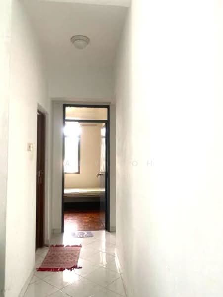 Kondominium untuk Disewa di University Heights - Amy Toh - Corridor - PropertyGuru.com.my