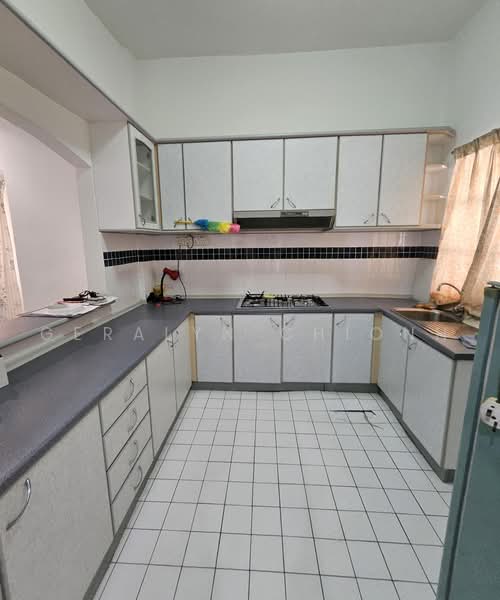 Kondominium untuk Dijual di Puncak Athenaeum - Geralyn Chionh - Kitchen - PropertyGuru.com.my