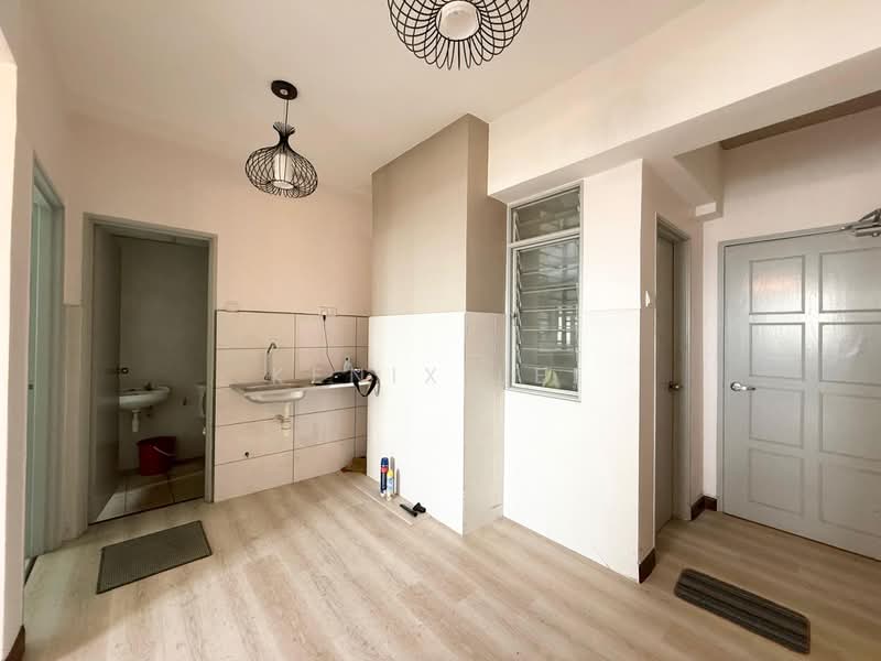 Servis Apartment untuk Dijual di Main Place Residence - Kenix Lee - Interior - PropertyGuru.com.my