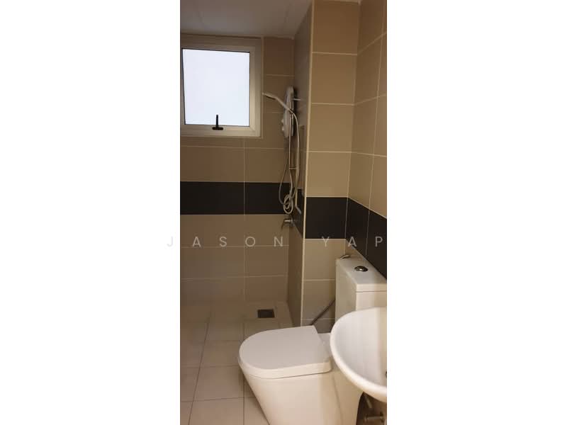 Servis Apartment untuk Disewa di Saville @ Cheras - Jason Yap - Bathroom - PropertyGuru.com.my