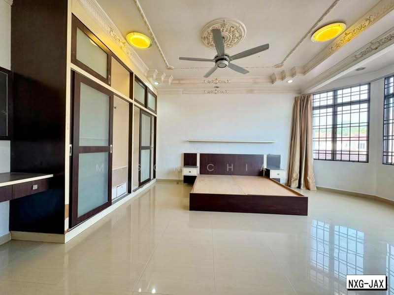 2-storey Terraced House for Sale in Bandar Botanic (Klang) - Mason Chiah - Bedroom - PropertyGuru.com.my