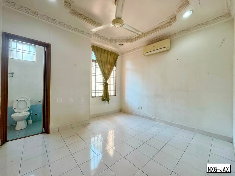 2-storey Terraced House for Sale in Bandar Botanic (Klang) - Mason Chiah - Bathroom - PropertyGuru.com.my