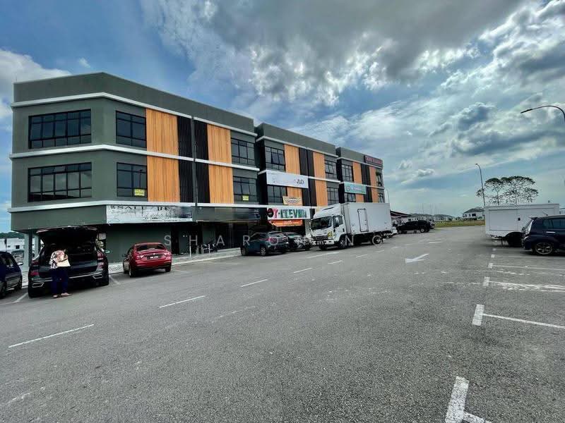 Shop for Rent in Gerbang Nusajaya (Iskandar Puteri (Nusajaya)) - Sharon Ng - Exterior - PropertyGuru.com.my