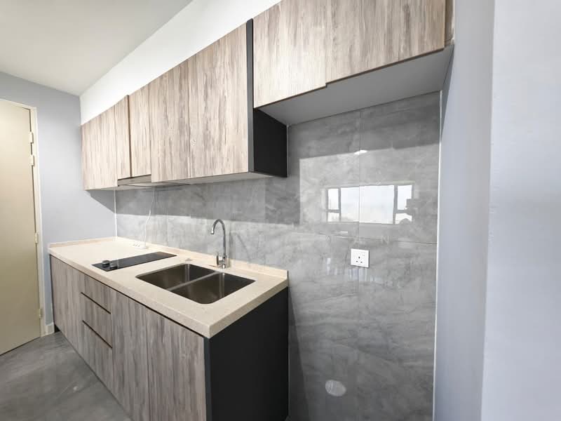 Servis Apartment untuk Dijual di Imperio Residence - Wesley Tan - Kitchen - PropertyGuru.com.my