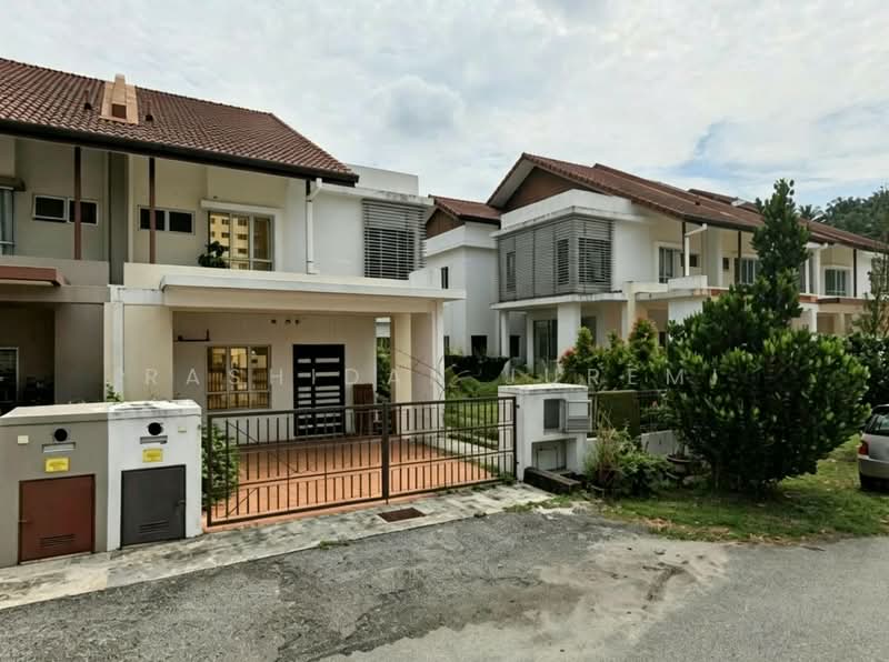 2-storey Terraced House for Sale in Puncak Bestari (Puncak Alam) - Rashidah Juremi - Exterior - PropertyGuru.com.my