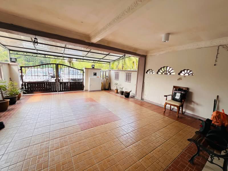 2-storey Terraced House for Sale in Bandar Putra Permai (Seri Kembangan) - Mohd Nor Fahmi - PropertyGuru.com.my