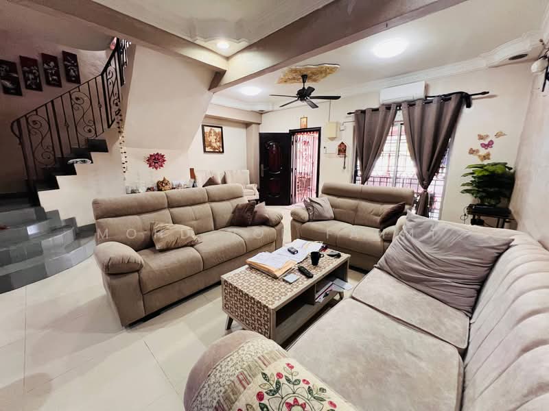 2-storey Terraced House for Sale in Bandar Putra Permai (Seri Kembangan) - Mohd Nor Fahmi - PropertyGuru.com.my