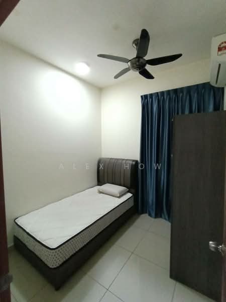 Servis Apartment untuk Disewa di Meridin Bayvue @ Sierra Perdana - Alex How - Bedroom - PropertyGuru.com.my