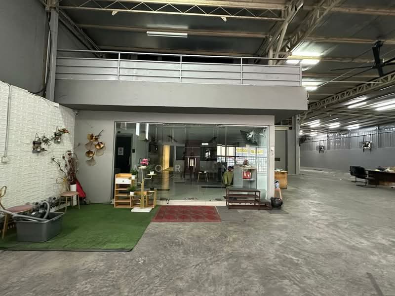 Kilang untuk Dijual di Sungai Buloh (Selangor) - Mori Ng - Entrance - PropertyGuru.com.my