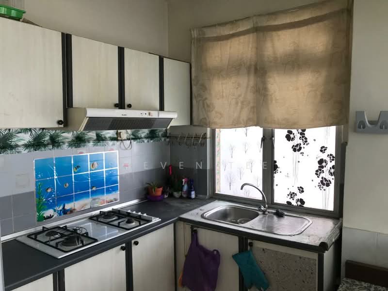 Kondominium untuk Disewa di Bukit OUG Condominiums - Steven Tee - Kitchen - PropertyGuru.com.my
