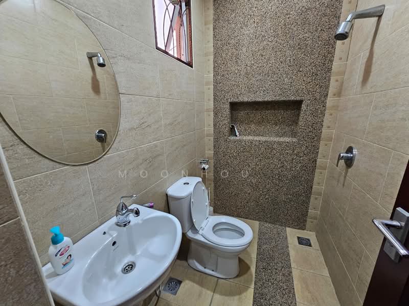 Rumah Banglo untuk Dijual di Sungai Besi (Kuala Lumpur) - Moonhou . - Bathroom - PropertyGuru.com.my