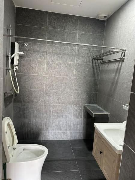 Pangsapuri untuk Disewa di Costa Mahkota - Woon . - Bathroom - PropertyGuru.com.my