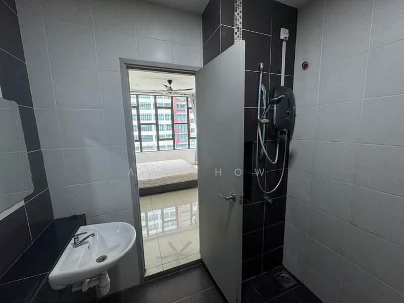 Pangsapuri untuk Disewa di Austin Regency (Pangsapuri Austin Perdana) - Alex How - Bathroom - PropertyGuru.com.my