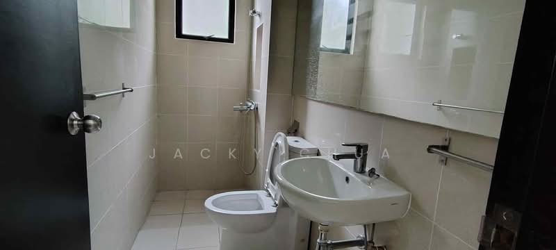Semi-Detached House for Rent in Leisure Farm (Gelang Patah) - Jacky Chua - Bathroom - PropertyGuru.com.my