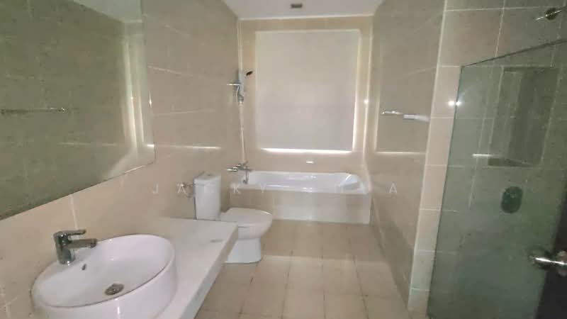 Semi-Detached House for Rent in Leisure Farm (Gelang Patah) - Jacky Chua - Bathroom - PropertyGuru.com.my