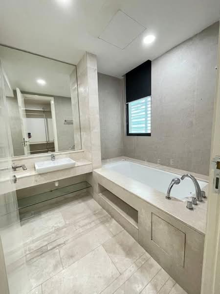 Condominium for Rent at Zehn Bukit Pantai - Jasmine Lee - Bathroom - PropertyGuru.com.my