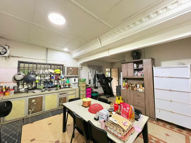 2-storey Terraced House for Sale in Bukit Indah (Iskandar Puteri (Nusajaya)) - Iden Tan - Kitchen - PropertyGuru.com.my