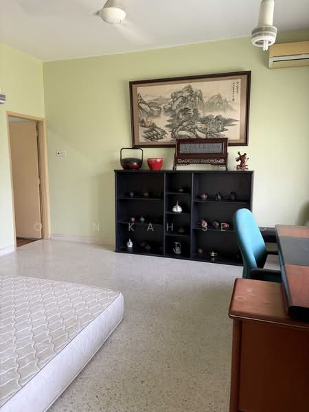Rumah Banglo untuk Dijual di Taman Paramount (Petaling Jaya) - Chen Kah Seng - Living Room - PropertyGuru.com.my