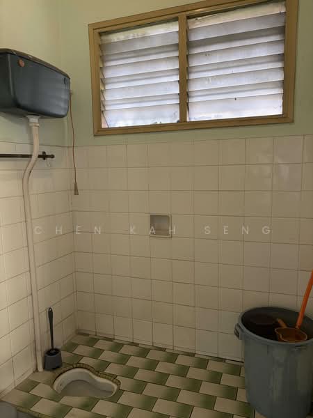 Rumah Banglo untuk Dijual di Taman Paramount (Petaling Jaya) - Chen Kah Seng - Bathroom - PropertyGuru.com.my