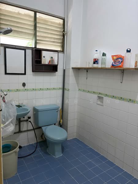 Rumah Banglo untuk Dijual di Taman Paramount (Petaling Jaya) - Chen Kah Seng - Bathroom - PropertyGuru.com.my
