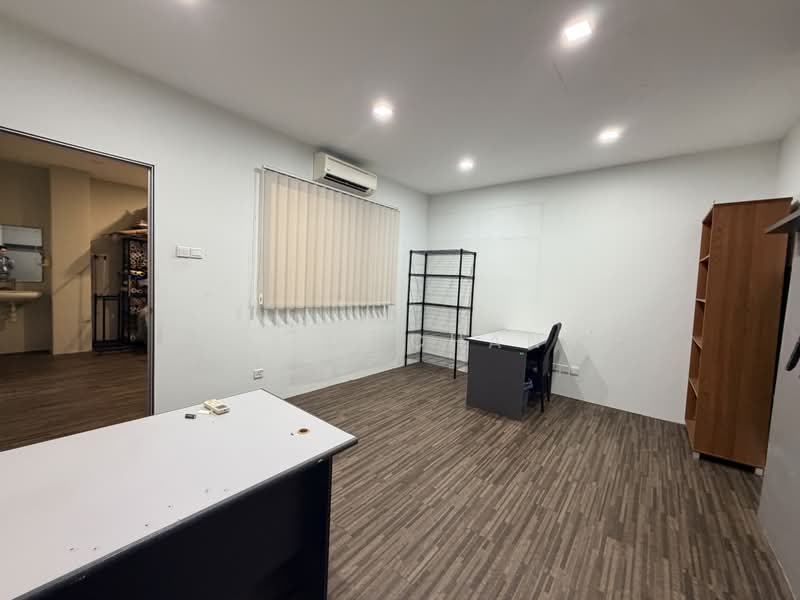 Kedai / Pejabat untuk Disewa di Taman Putra Damai (Ara Damansara) - Nick Chan - PropertyGuru.com.my