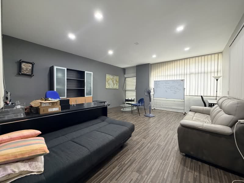 Kedai / Pejabat untuk Disewa di Taman Putra Damai (Ara Damansara) - Nick Chan - PropertyGuru.com.my