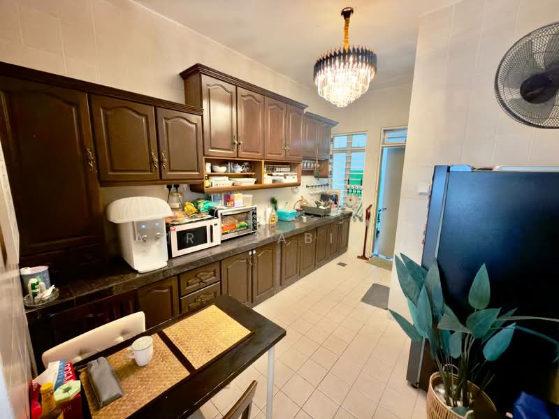2-storey Terraced House for Sale in Johor Bahru (Johor) - Azri Zabidin - Kitchen - PropertyGuru.com.my