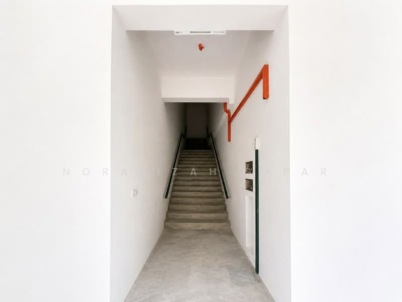 Shop for Rent in Shah Alam (Selangor) - NoraFizah Gapar - Entrance - PropertyGuru.com.my
