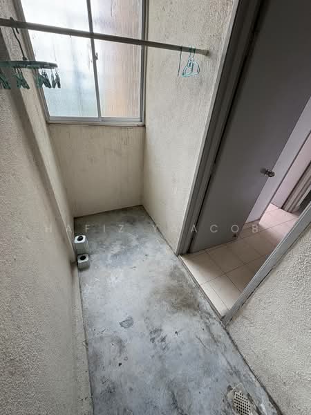 Apartment for Sale at Puchong Permata 3 - Hafiz Yaacob - Balcony - PropertyGuru.com.my