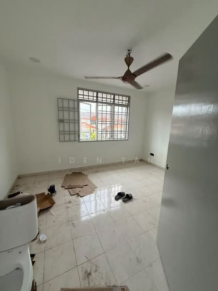 Rumah Teres 2 Tingkat untuk Dijual di Taman Nusantara (Iskandar Puteri (Nusajaya)) - Iden Tan - Bedroom - PropertyGuru.com.my