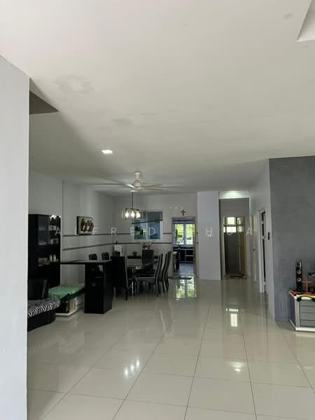 Semi-Detached House for Sale in Tabuan Tranquility (Kuching) - Alfred Chua - Living Room - PropertyGuru.com.my