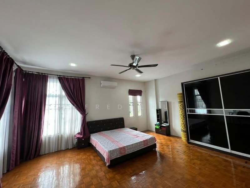 Semi-Detached House for Sale in Tabuan Tranquility (Kuching) - Alfred Chua - Bedroom - PropertyGuru.com.my