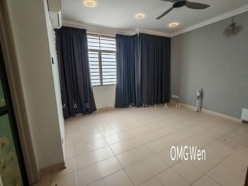 Rumah Teres 2-Tingkat untuk Dijual di Bandar Bukit Raja (Klang) - Mason Chiah - Living Room - PropertyGuru.com.my