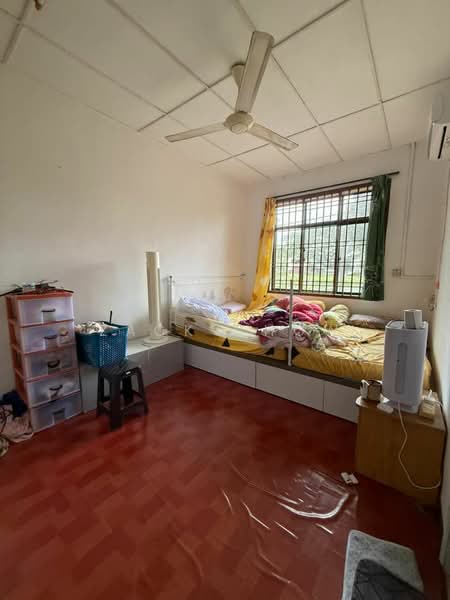 Rumah Teres 2 Tingkat untuk Dijual di Taman Puteri Wangsa (Ulu Tiram) - Zack Chow - Bedroom - PropertyGuru.com.my