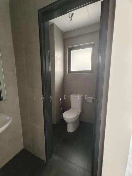 Shop / Office for Sale in Setia Alam (Selangor) - Janie Lee - Bathroom - PropertyGuru.com.my