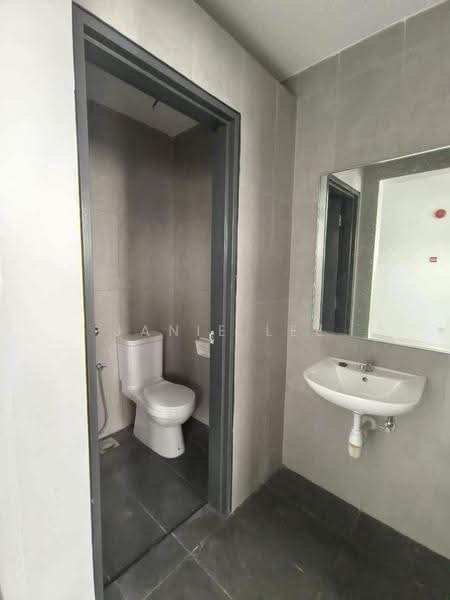 Shop / Office for Sale in Setia Alam (Selangor) - Janie Lee - Bathroom - PropertyGuru.com.my