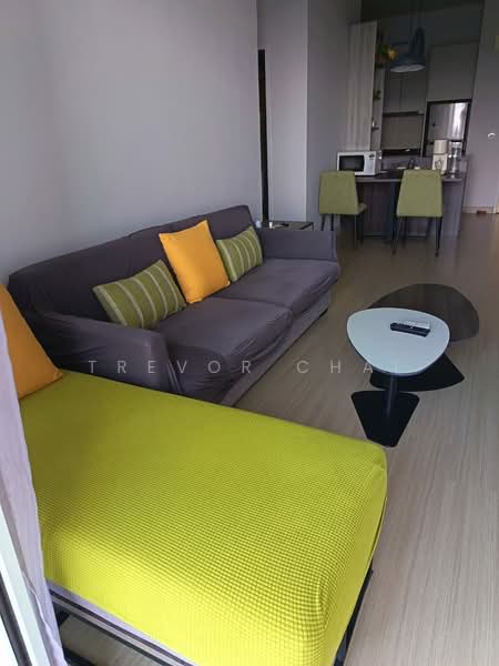 Service Residence for Sale at Windmill upon Hills - Trevor Chai - Living Room - PropertyGuru.com.my
