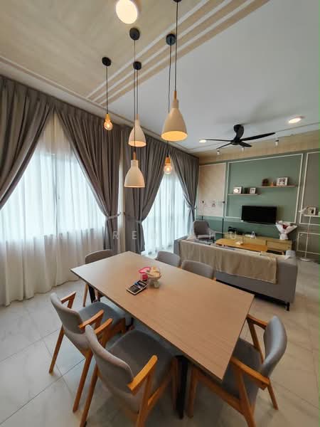 Pangsapuri untuk Dijual di Liberty Grove - Alfred Chua - Living Room - PropertyGuru.com.my